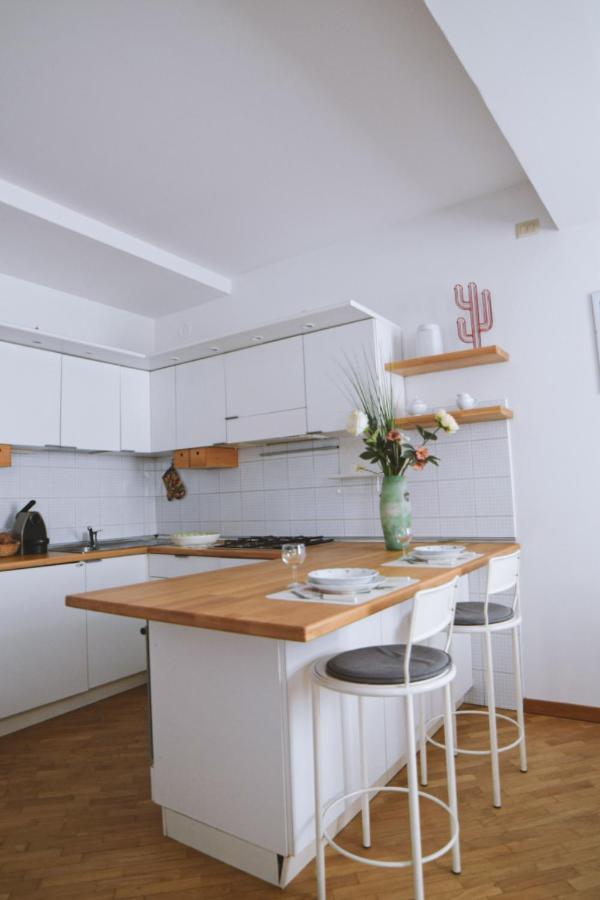 Parma Central Apartments Ngoại thất bức ảnh
